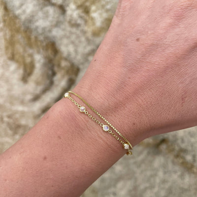 Gold Cleo Rainbow Moonstone Delicate Bracelet, Dainty Gold Moonstone Bracelet, June birthstone, Semi precious stone bracelet, Fine Jewelry